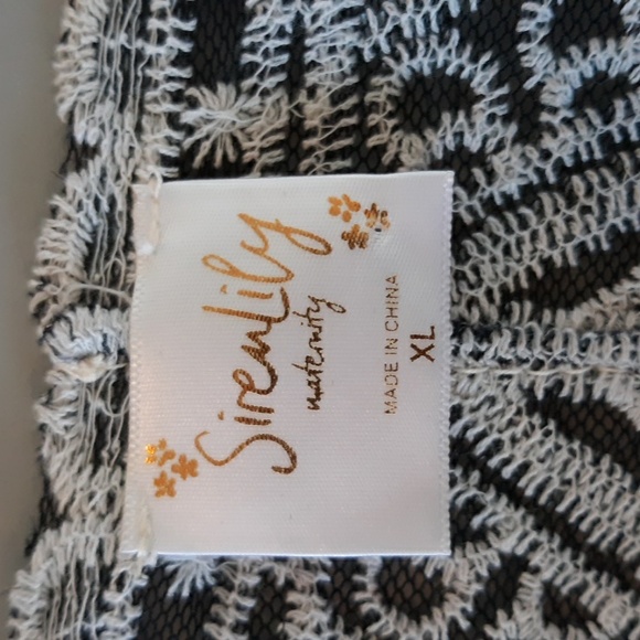 Stunning Kimono - Picture 8 of 10